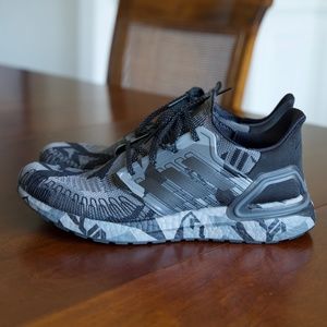 Mens Adidas Ultra Boost 20.  Core Black/Gray.  Size 11.5.